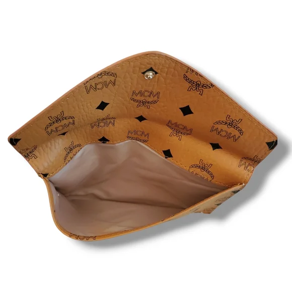 MCM Pink Or Congac Visetos Envelope Clutch Handbag, Size 8½"x5½" - Picture 5 of 13